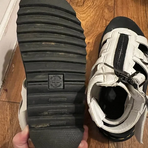 Dr. Martens White Gladiator Sandals, Women’s 8 - Picture 5 of 7